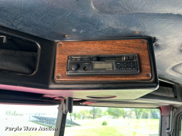 image for item LN9203 1994 Freightliner FLD120  pumper fire truck