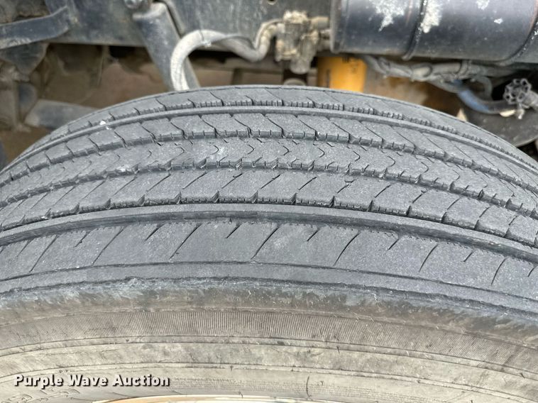 image for item LN9203 1994 Freightliner FLD120  pumper fire truck