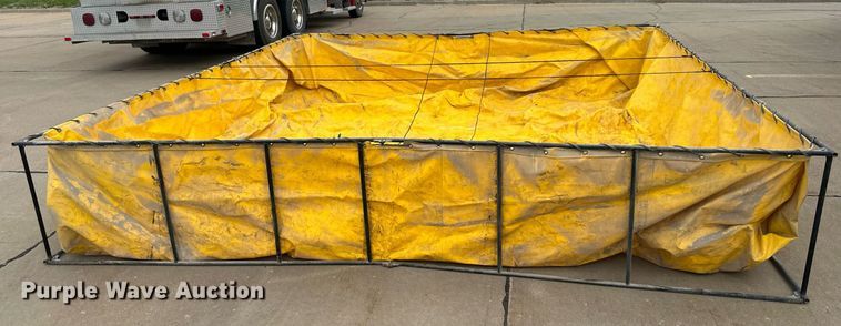 image for item LN9203 1994 Freightliner FLD120  pumper fire truck