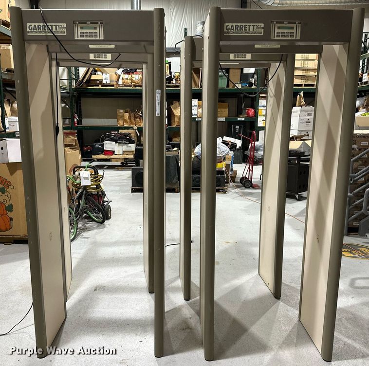 image for item LP9912 (4) Garrett Magnascanner 5000 metal detectors