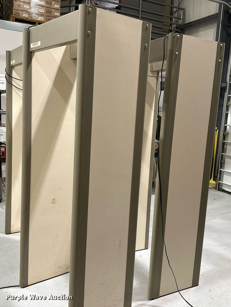 image for item LP9912 (4) Garrett Magnascanner 5000 metal detectors