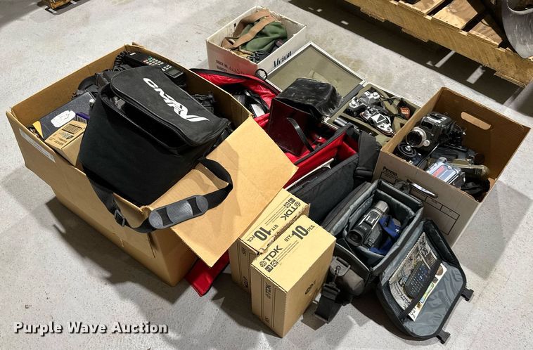 image for item LP9915 Approximately 20 cameras