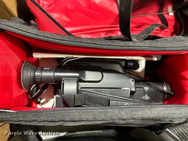 image for item LP9915 Approximately 20 cameras