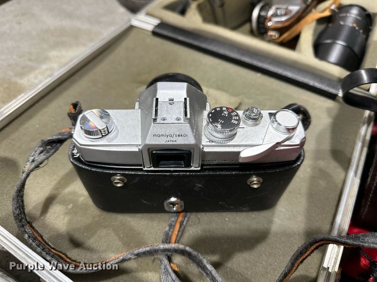 image for item LP9915 Approximately 20 cameras