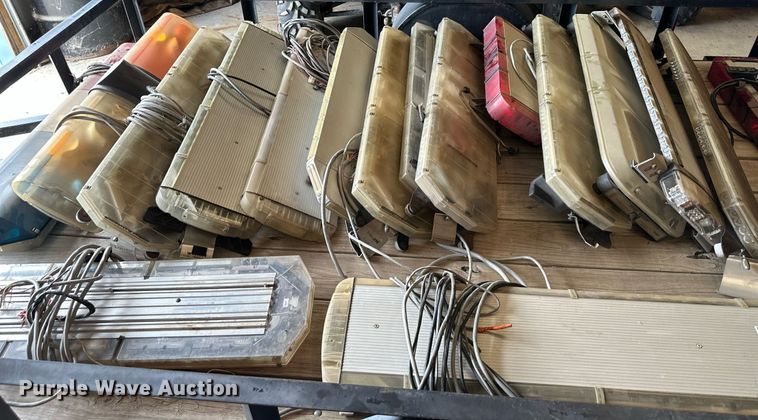 image for item LP9922 Emergency vehicle equipment