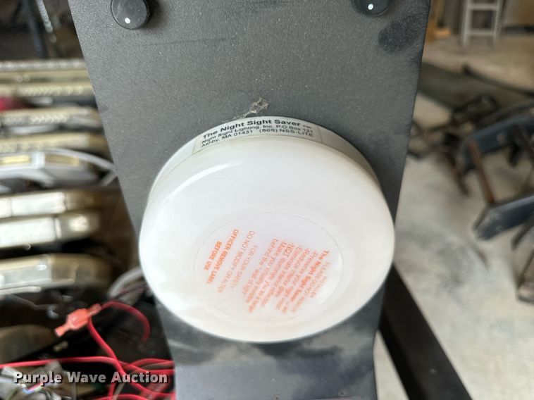 image for item LP9922 Emergency vehicle equipment