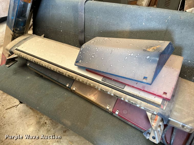 image for item LP9922 Emergency vehicle equipment