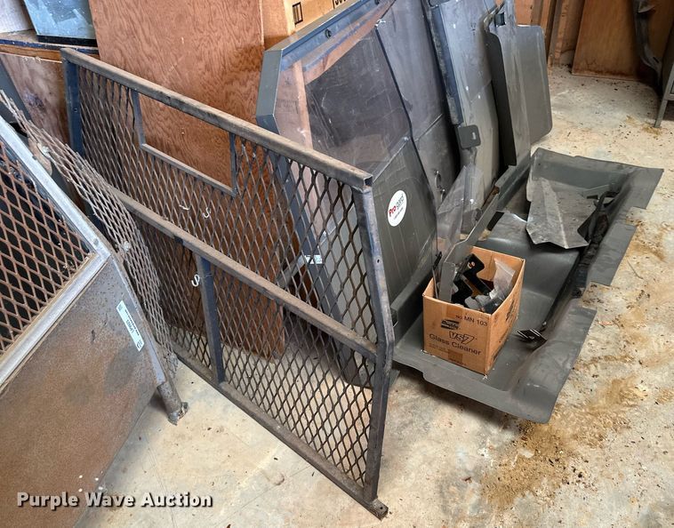 image for item LP9923 (3) partitions