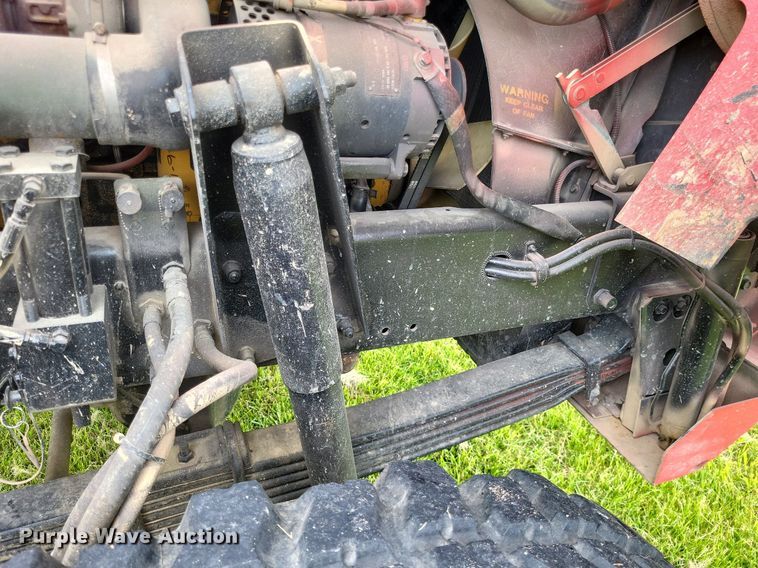 image for item LR9223 1997 Stewart & Stevenson  flatbed truck