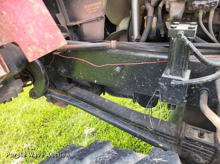 image for item LR9223 1997 Stewart & Stevenson  flatbed truck