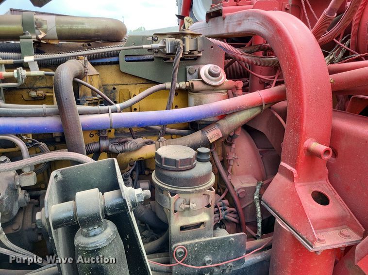 image for item LR9223 1997 Stewart & Stevenson  flatbed truck