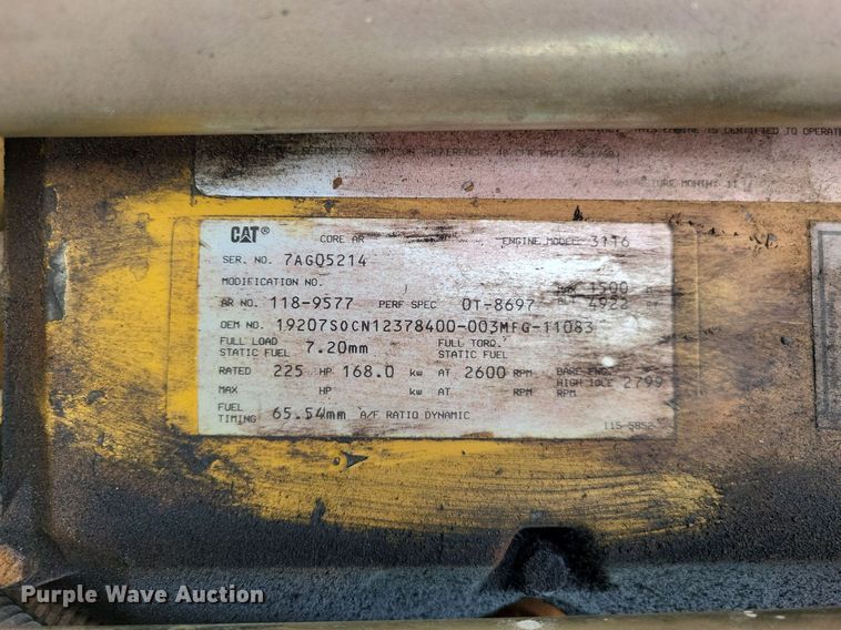 image for item LR9223 1997 Stewart & Stevenson  flatbed truck