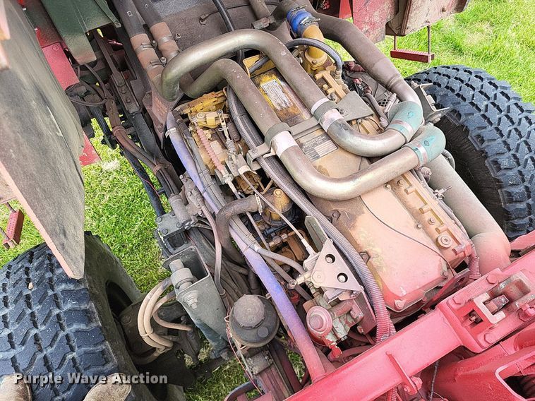 image for item LR9223 1997 Stewart & Stevenson  flatbed truck