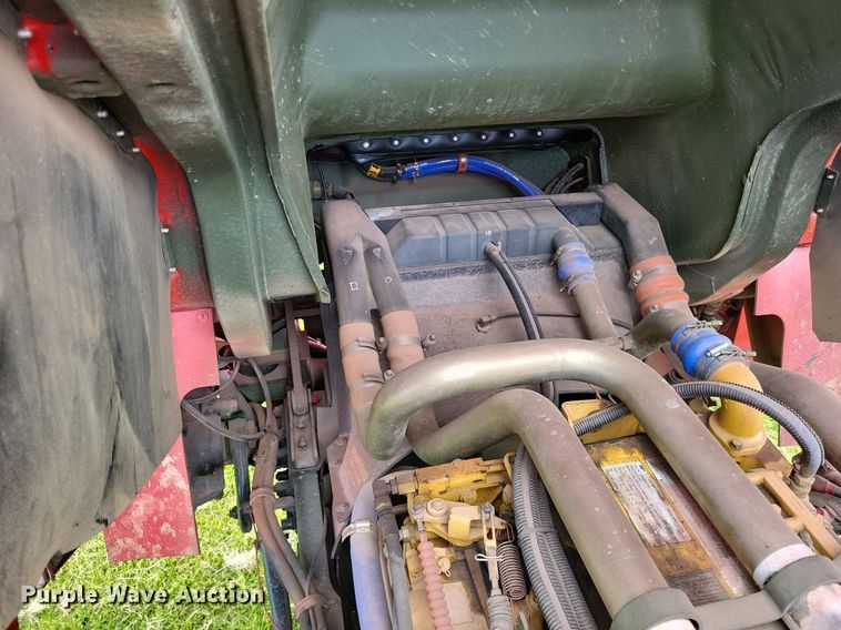 image for item LR9223 1997 Stewart & Stevenson  flatbed truck