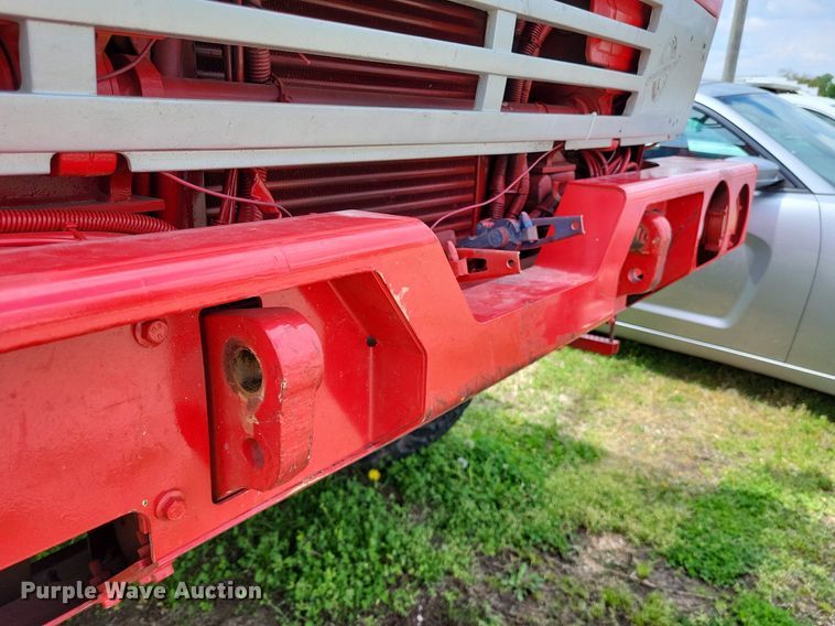 image for item LR9223 1997 Stewart & Stevenson  flatbed truck