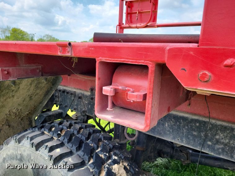 image for item LR9223 1997 Stewart & Stevenson  flatbed truck