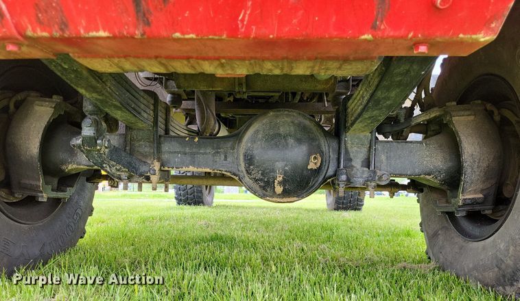 image for item LR9223 1997 Stewart & Stevenson  flatbed truck