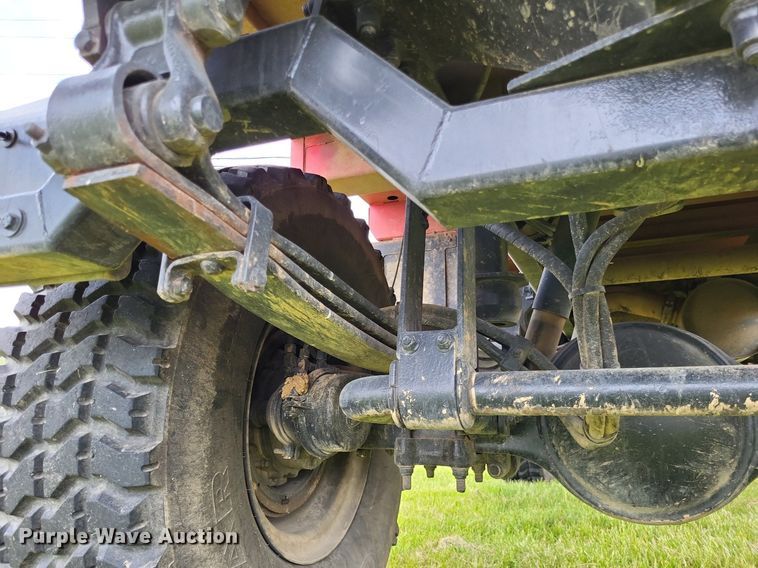 image for item LR9223 1997 Stewart & Stevenson  flatbed truck