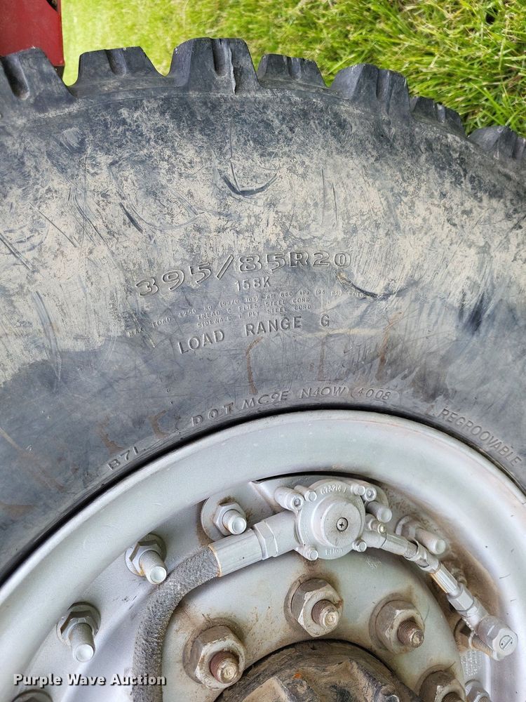 image for item LR9223 1997 Stewart & Stevenson  flatbed truck