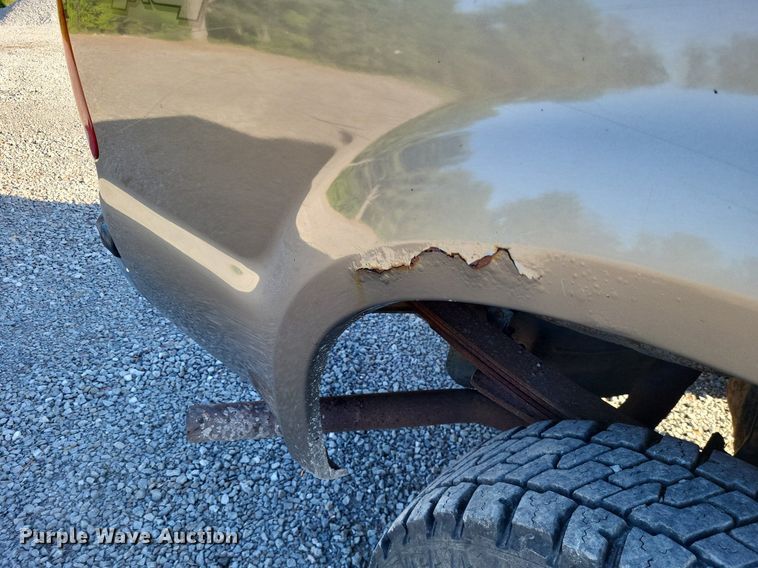 image for item LR9224 2005 Ford F250 Super Duty Lariat  SuperCab pickup truck