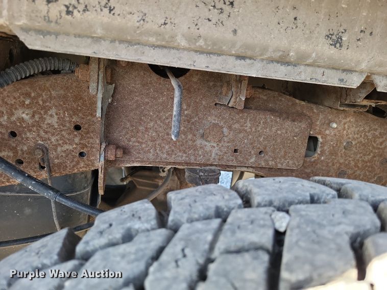 image for item LR9224 2005 Ford F250 Super Duty Lariat  SuperCab pickup truck