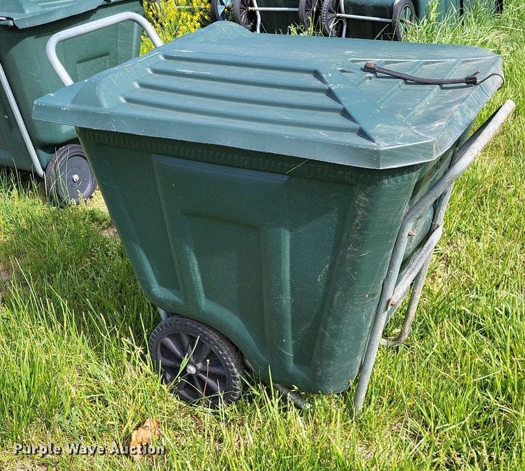 image for item LR9236 Approximately 50 Amerikart trash carts
