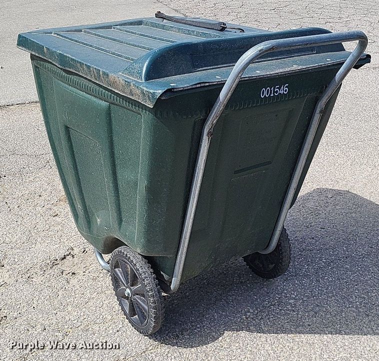 image for item LR9237 Approximately 50 Amerikart trash carts