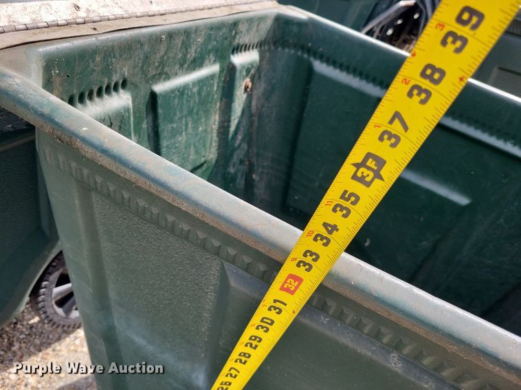 image for item LR9239 Approximately 50 Amerikart trash carts