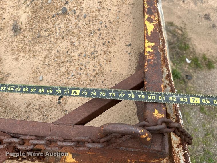 image for item LR9653 1993 Ford FT900  dump truck