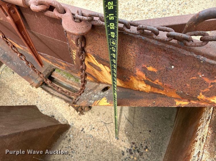 image for item LR9653 1993 Ford FT900  dump truck