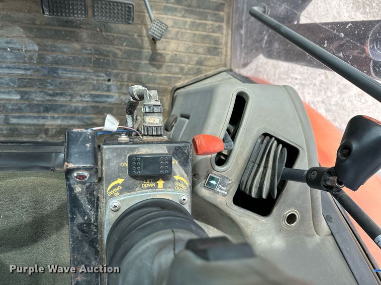 image for item LR9656 Kubota M108S  MFWD tractor