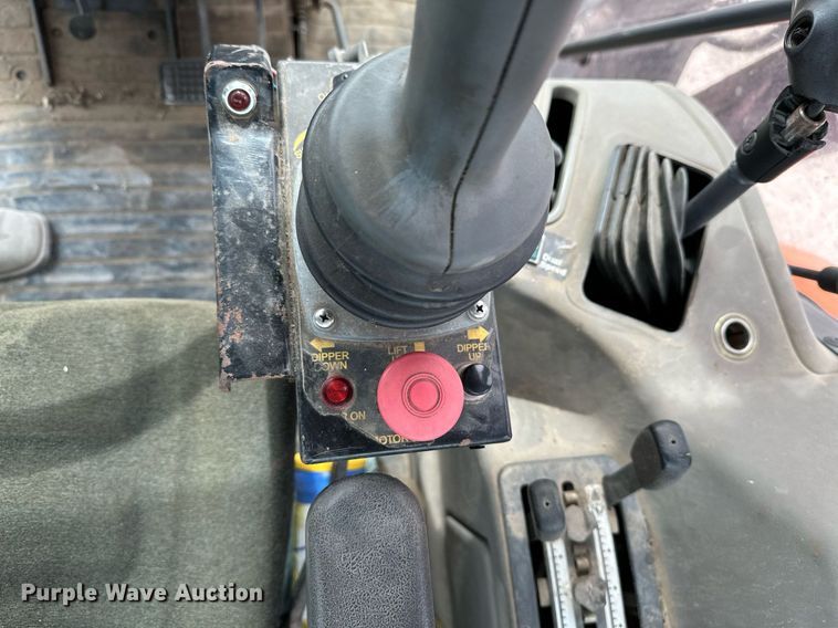 image for item LR9656 Kubota M108S  MFWD tractor