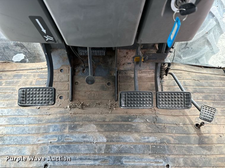 image for item LR9656 Kubota M108S  MFWD tractor