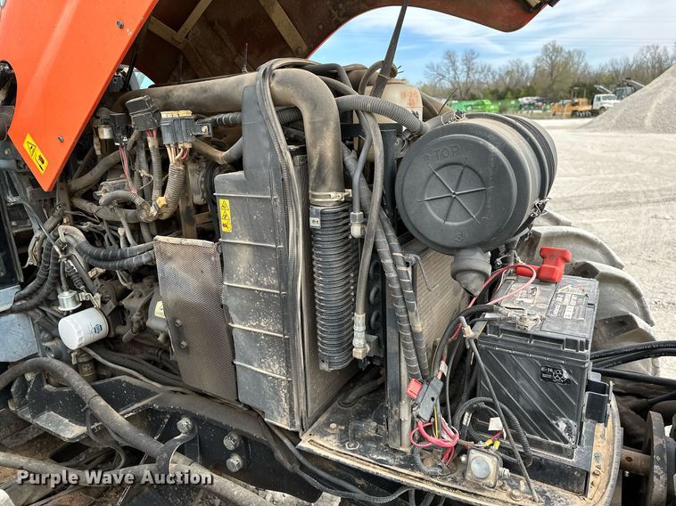 image for item LR9656 Kubota M108S  MFWD tractor