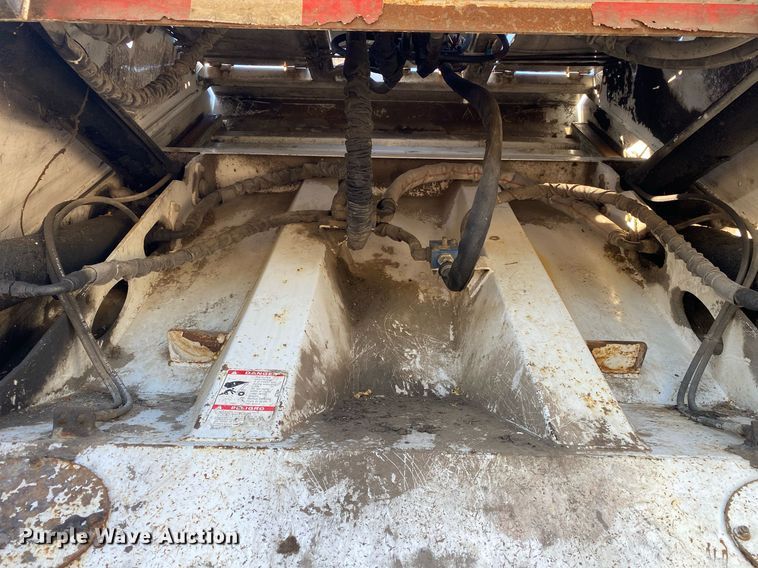 image for item LR9711 2011 Freightliner Business Class M2  refuse truck