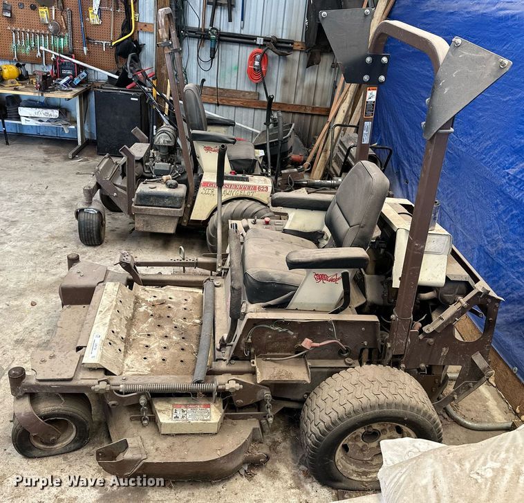 image for item LR9756 Grasshopper 225K  ZTR lawn mower