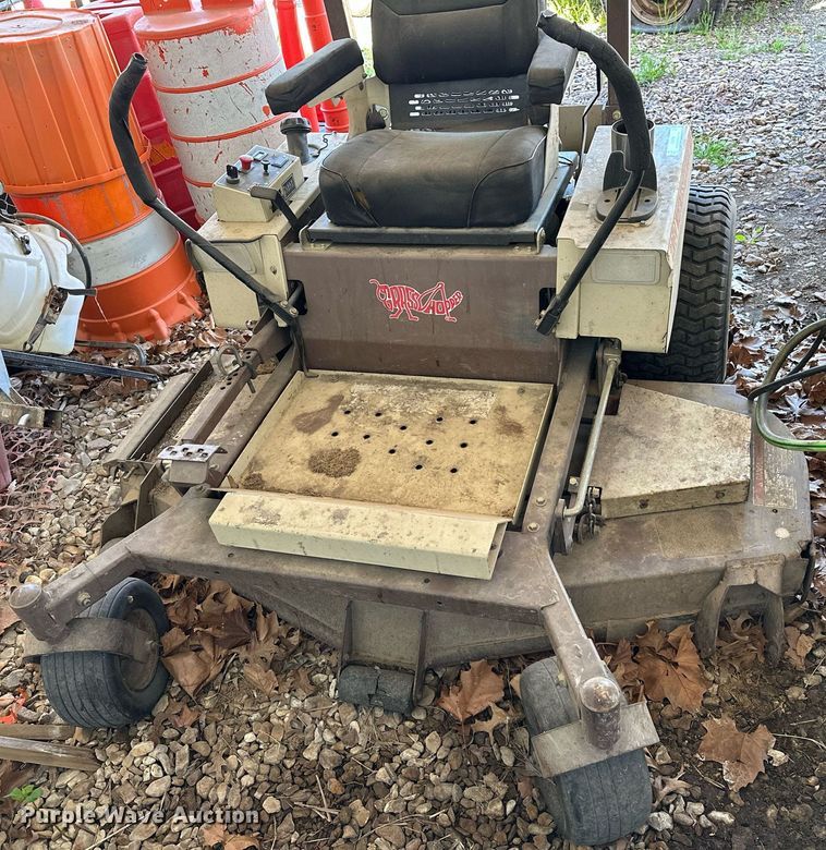 image for item LR9758 Grasshopper 226V  ZTR lawn mower