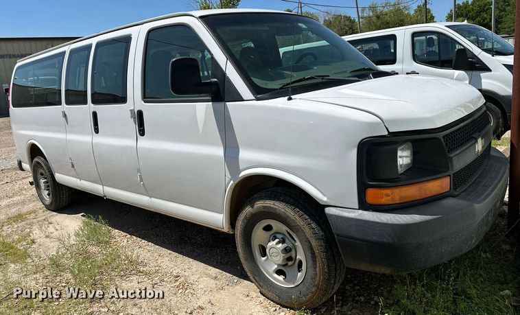 image for item LR9760 2007 Chevrolet Express  van