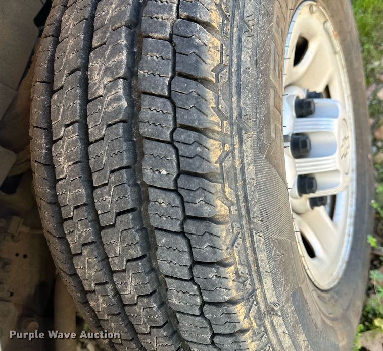 image for item LR9760 2007 Chevrolet Express  van