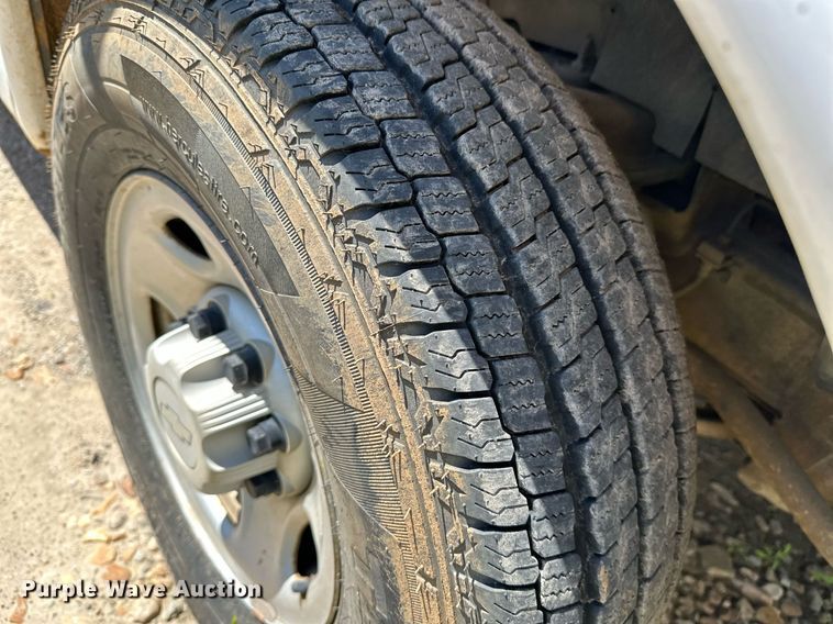 image for item LR9760 2007 Chevrolet Express  van