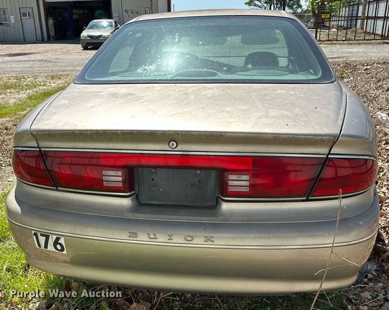 image for item LR9761 2002 Buick Century