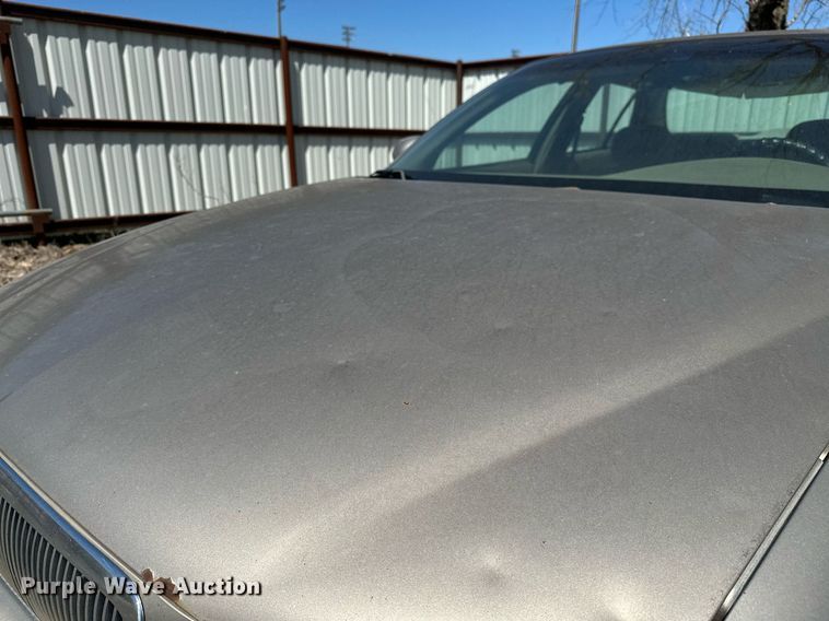 image for item LR9761 2002 Buick Century