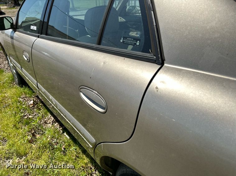 image for item LR9761 2002 Buick Century