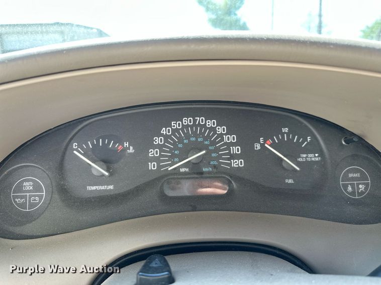 image for item LR9761 2002 Buick Century