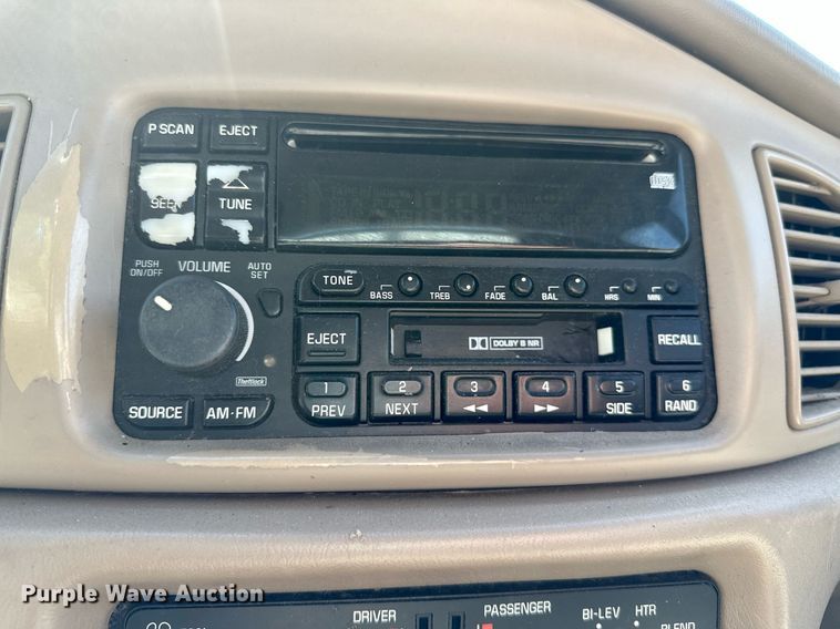 image for item LR9761 2002 Buick Century