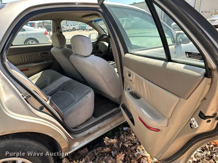 image for item LR9761 2002 Buick Century