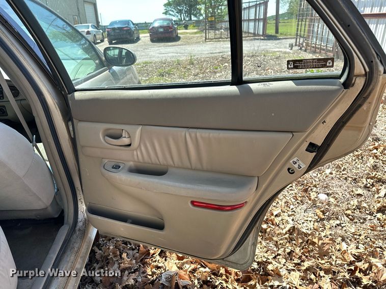 image for item LR9761 2002 Buick Century