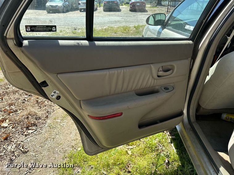 image for item LR9761 2002 Buick Century