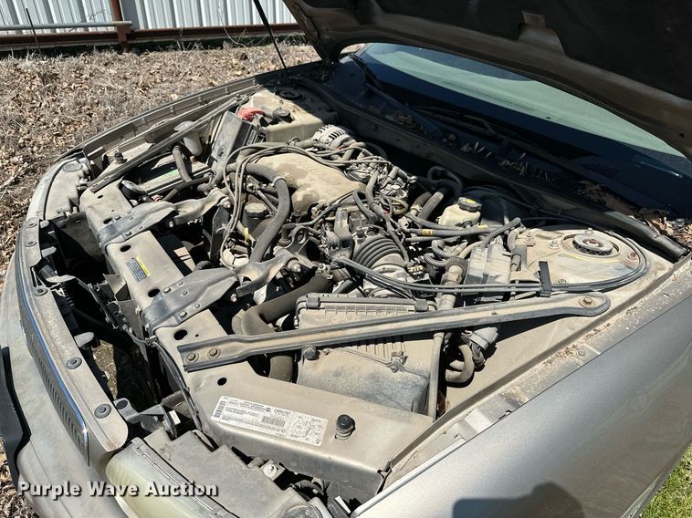 image for item LR9761 2002 Buick Century
