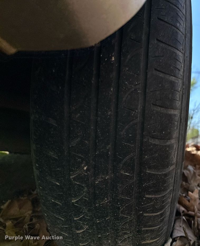 image for item LR9761 2002 Buick Century